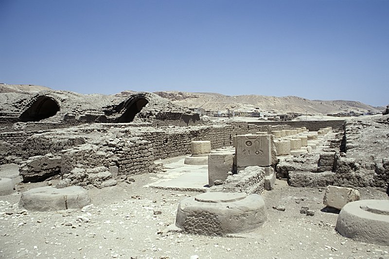 Ancient storerooms associated with the Ramesseum temple complex